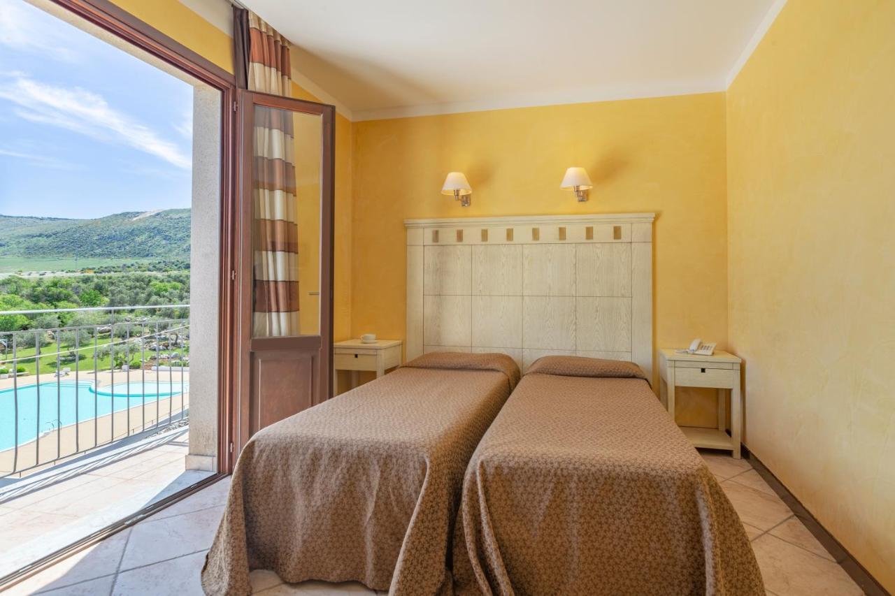 Villa Zina Family Resort Custonaci Bagian luar foto