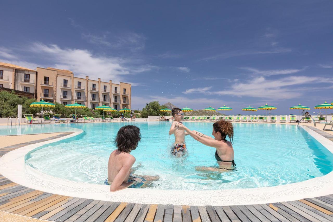 Villa Zina Family Resort Custonaci Bagian luar foto